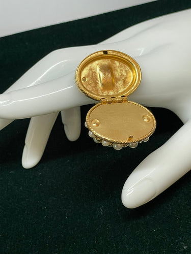 1970’s Avon Pearl Poison Ring